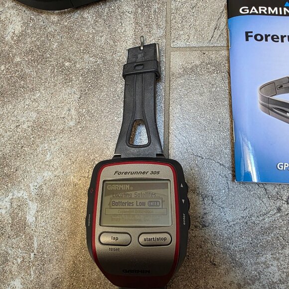 Garmin Forerunner 305 GPS Fitness Watch Heart Rate Monitor w/Box *read* - Picture 3 of 7